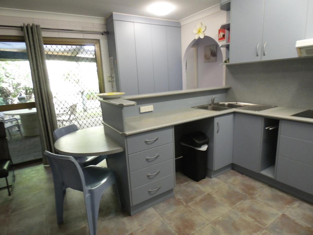 Balgal Units Apartment Rollingstone