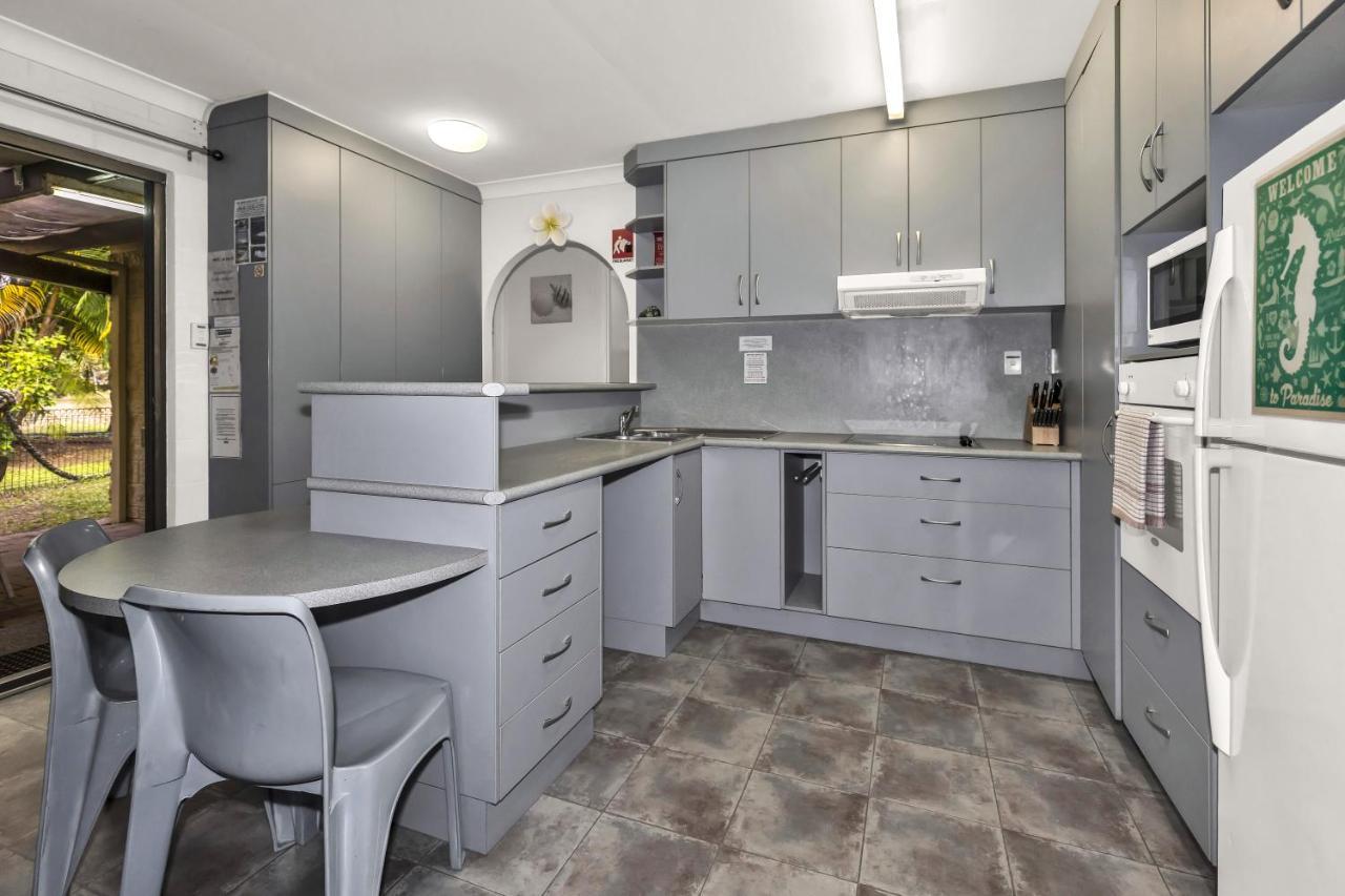 Apartment Balgal Units Rollingstone